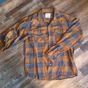 Ariat Checkered Shirt in Orange and Gray
